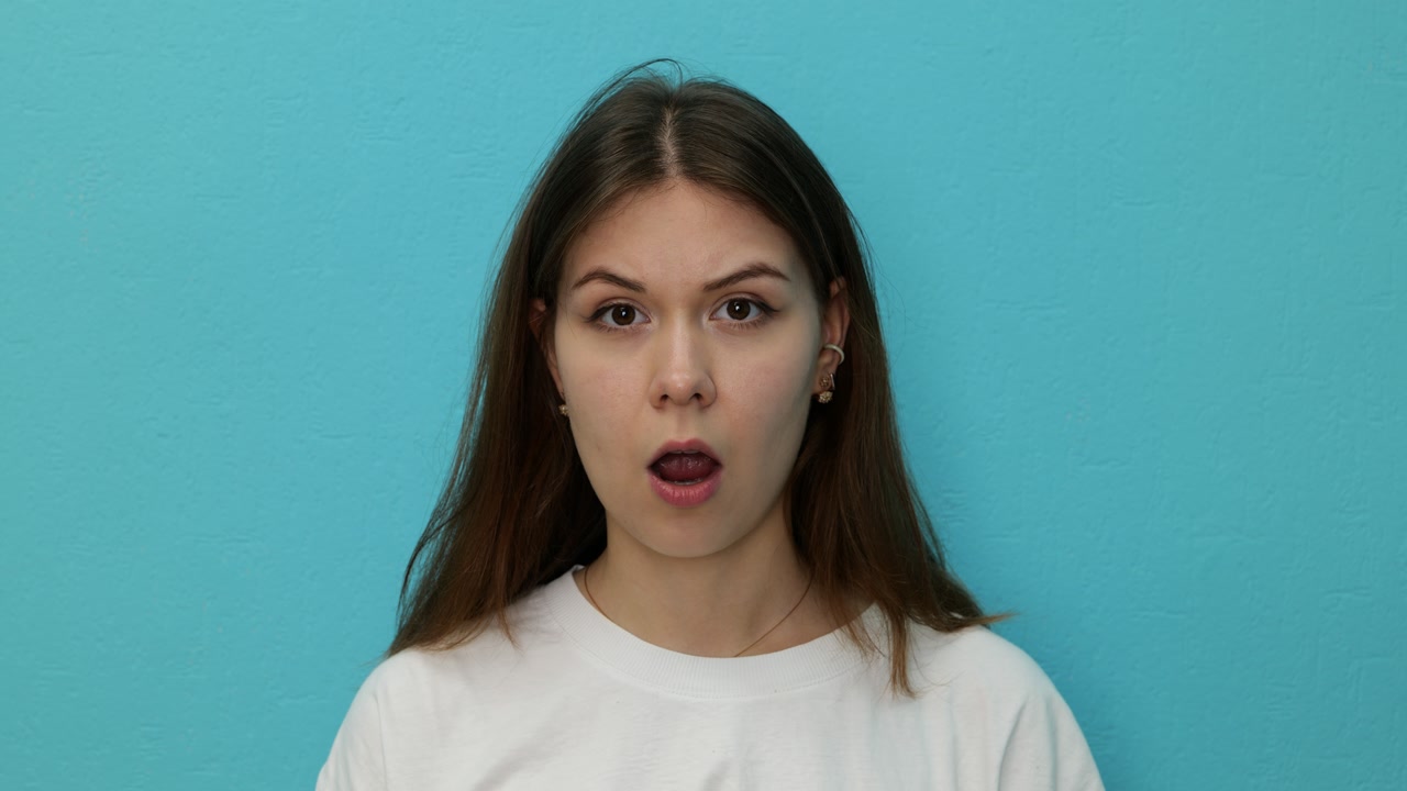 Mouth open, recorded participant P0016