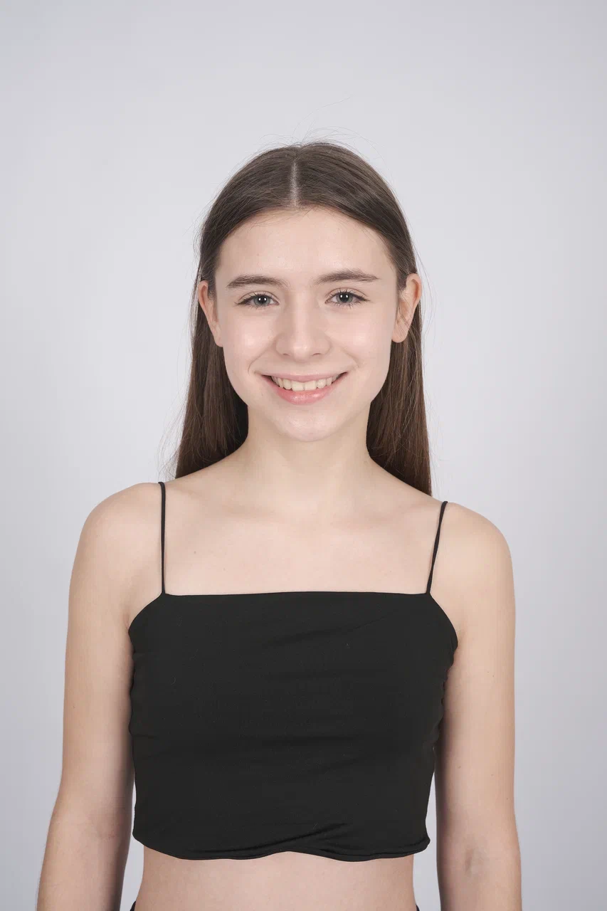 Polina B., Face / smile